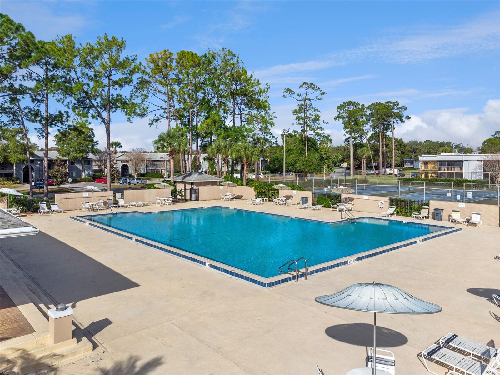 Image 19 of 24 For 6031 Scotchwood Glen 108