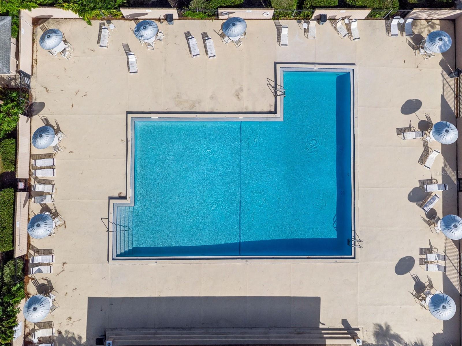 Image 22 of 24 For 6031 Scotchwood Glen 108