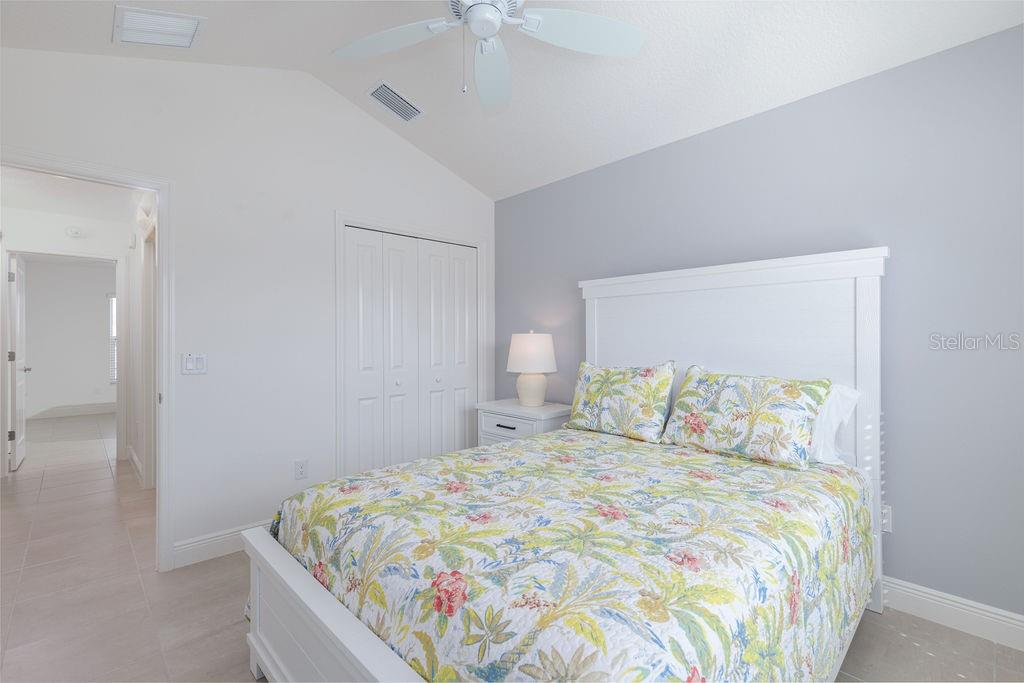 Image 11 of 45 For 2454 Youngmann Loop