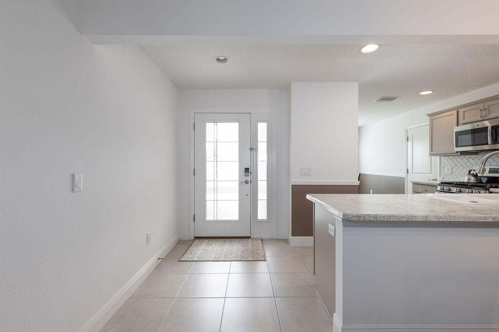 Image 26 of 45 For 2454 Youngmann Loop