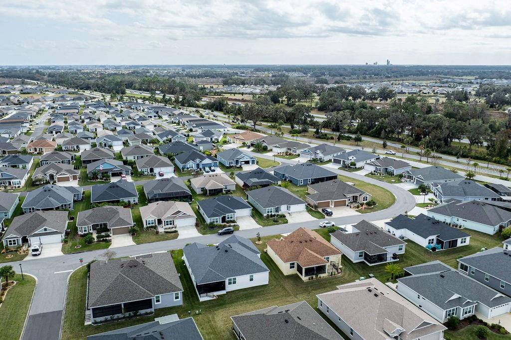 Image 43 of 45 For 2454 Youngmann Loop