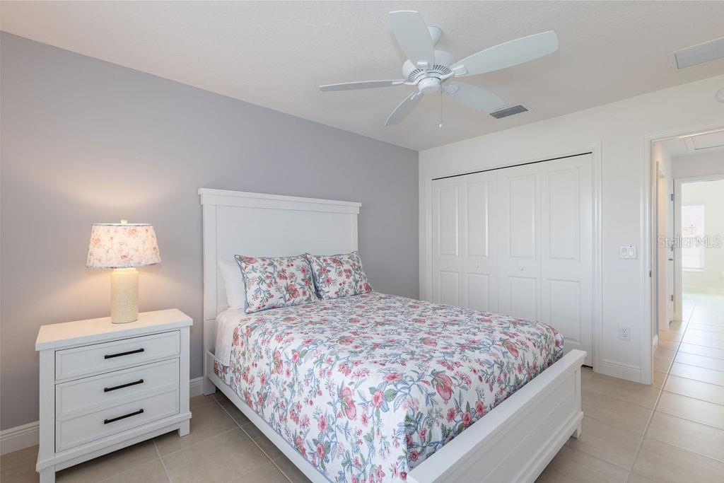 Image 8 of 45 For 2454 Youngmann Loop