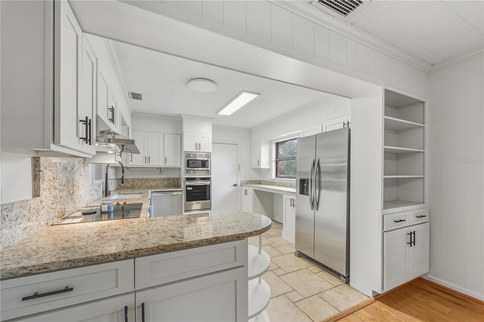 Image 15 of 59 For 274 Kings Highway