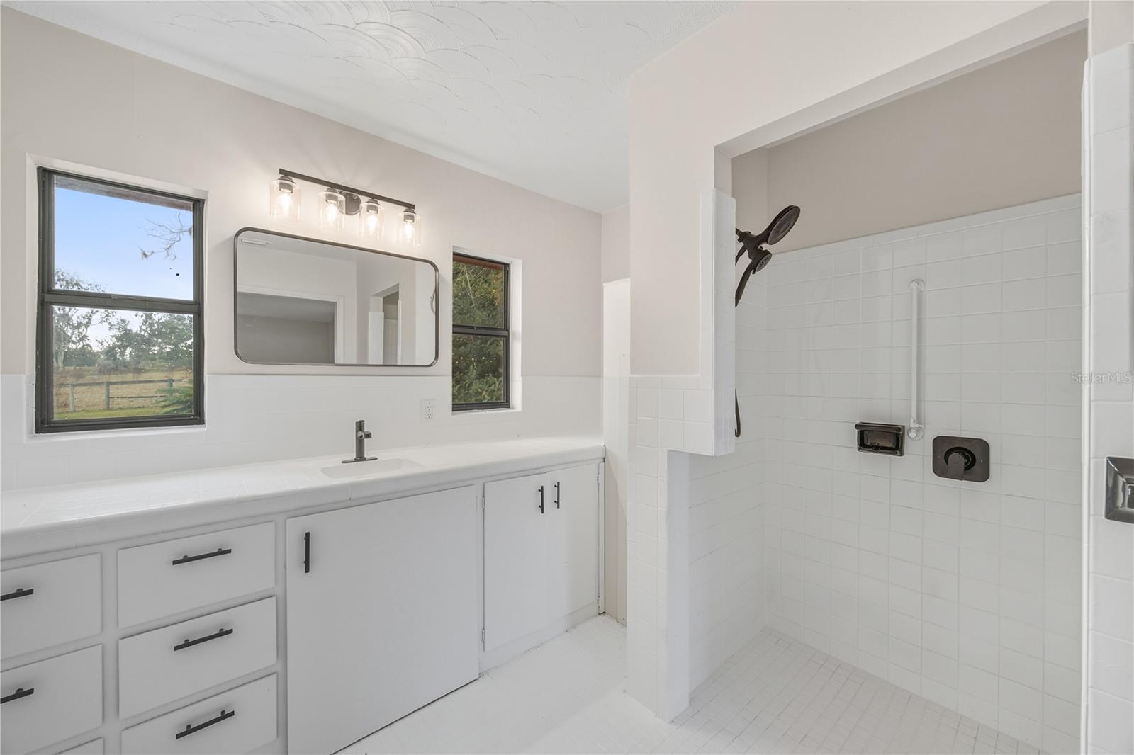 Image 26 of 59 For 274 Kings Highway