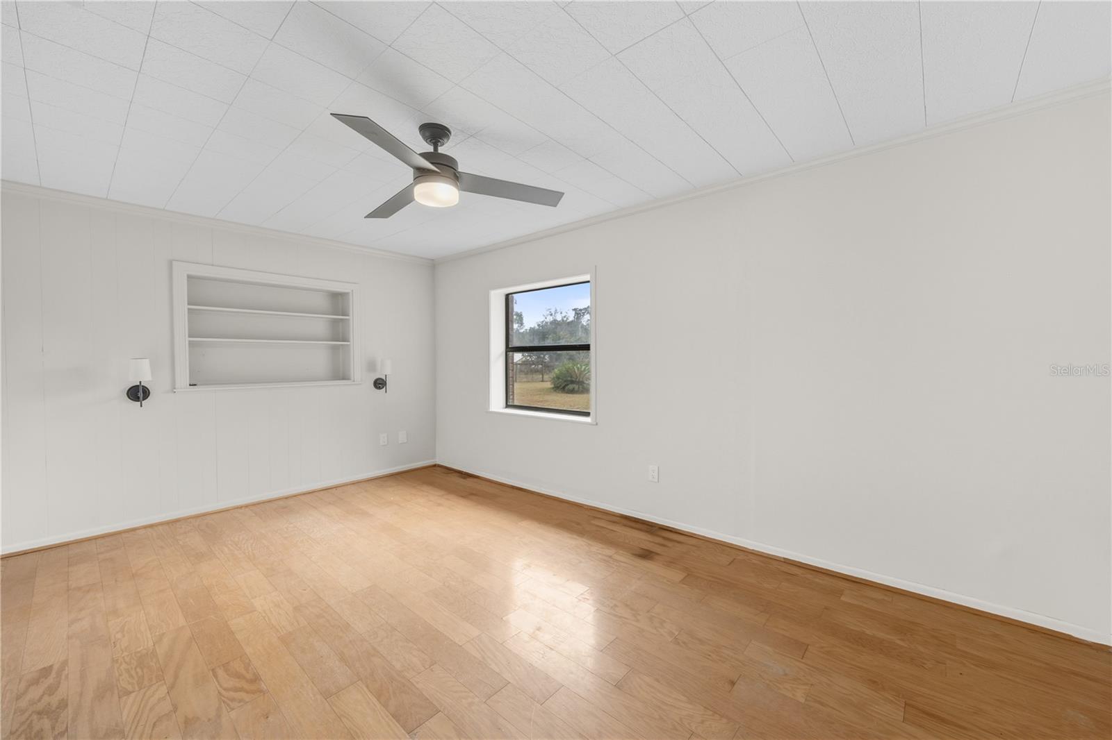 Image 30 of 59 For 274 Kings Highway