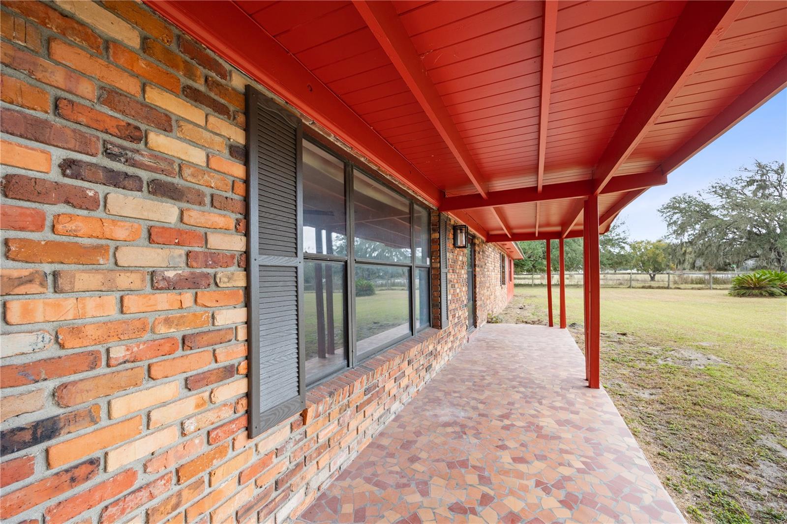 Image 37 of 59 For 274 Kings Highway