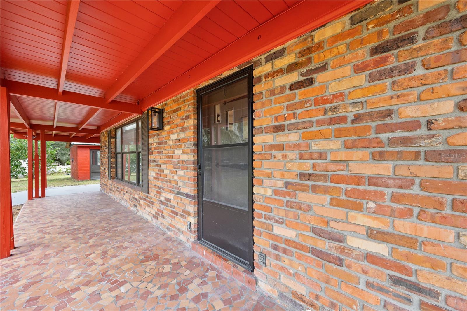 Image 38 of 59 For 274 Kings Highway