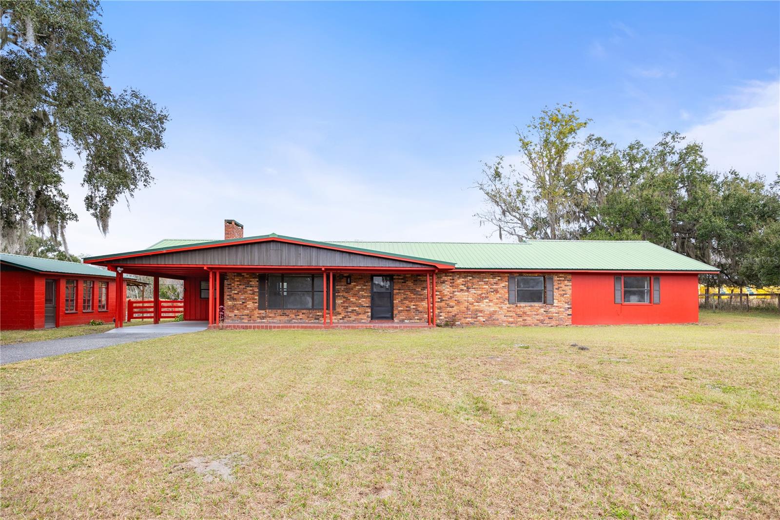 Image 42 of 59 For 274 Kings Highway