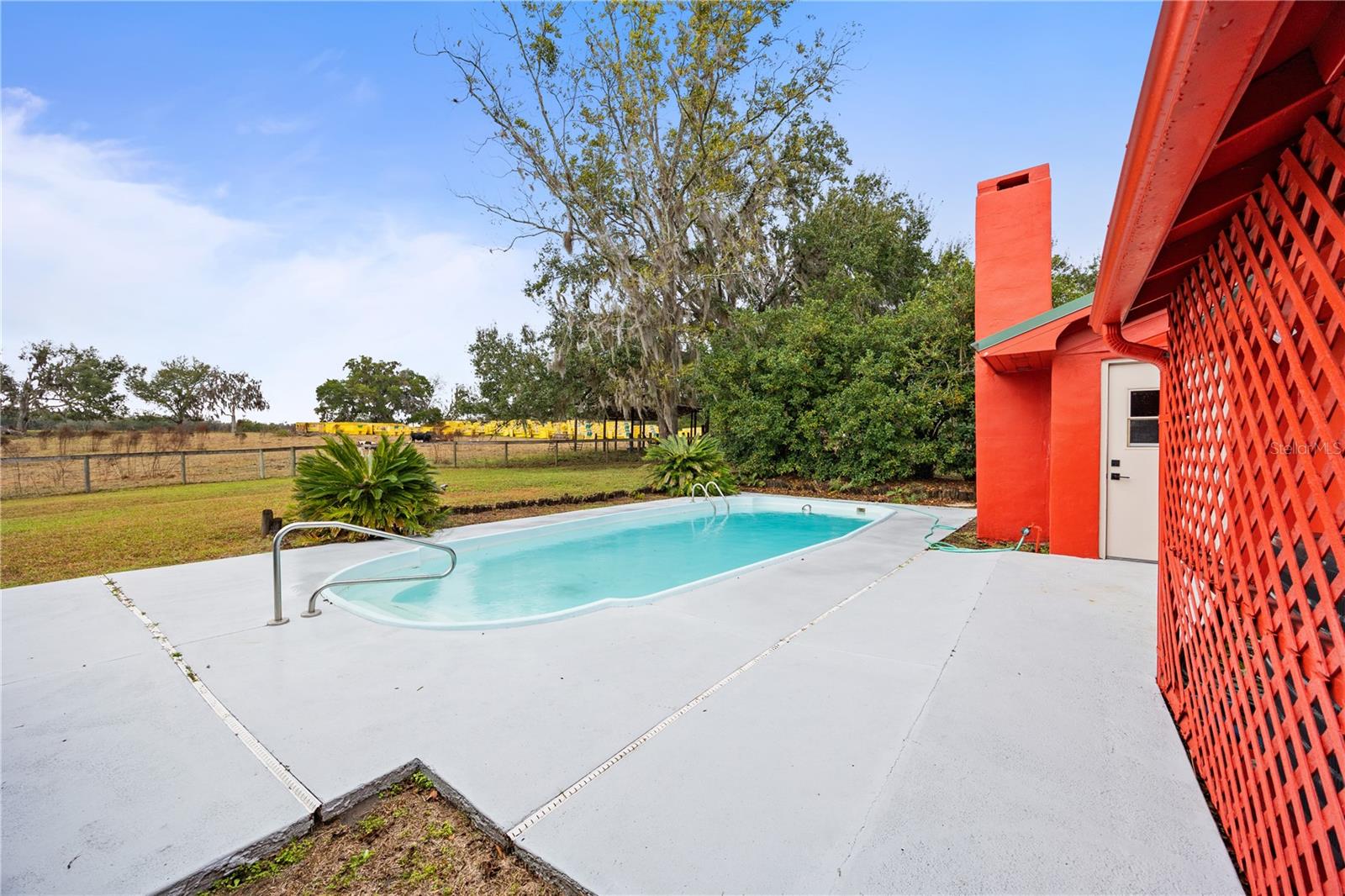 Image 52 of 59 For 274 Kings Highway