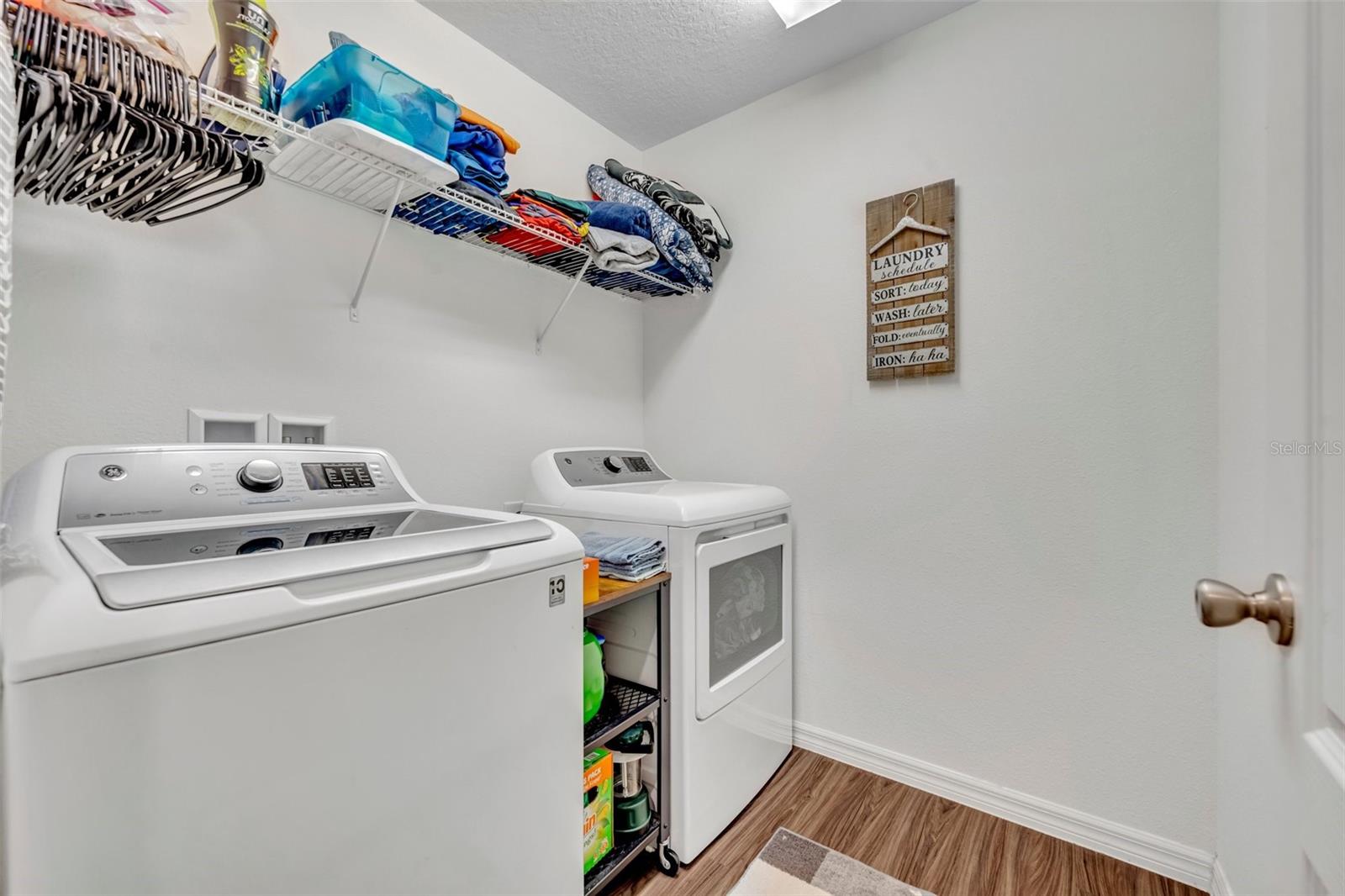 Image 19 of 28 For 2488 Begonia Street