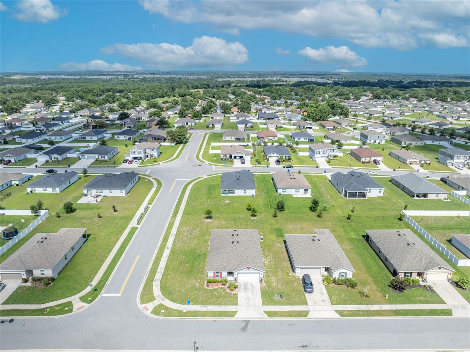 Image 28 of 28 For 2488 Begonia Street