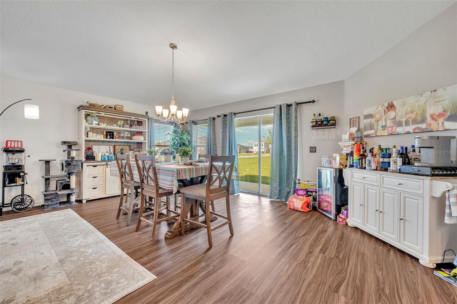 Image 7 of 28 For 2488 Begonia Street