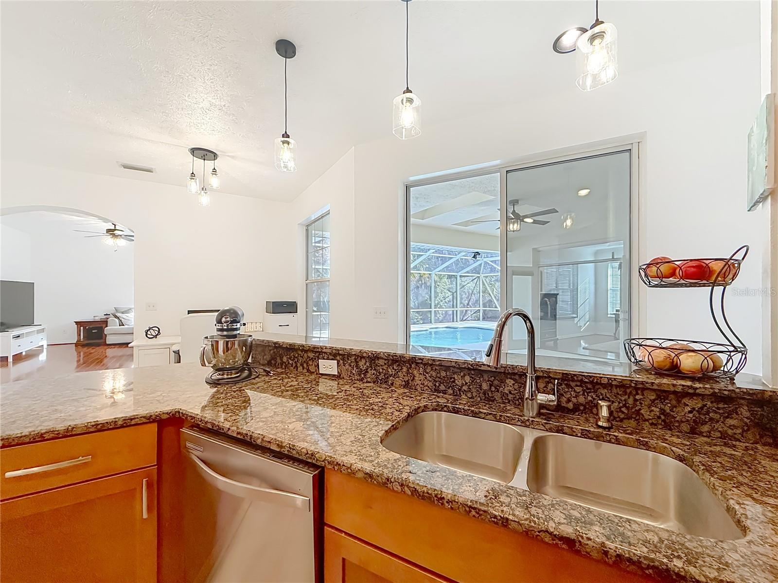 Image 20 of 65 For 2614 25th Court