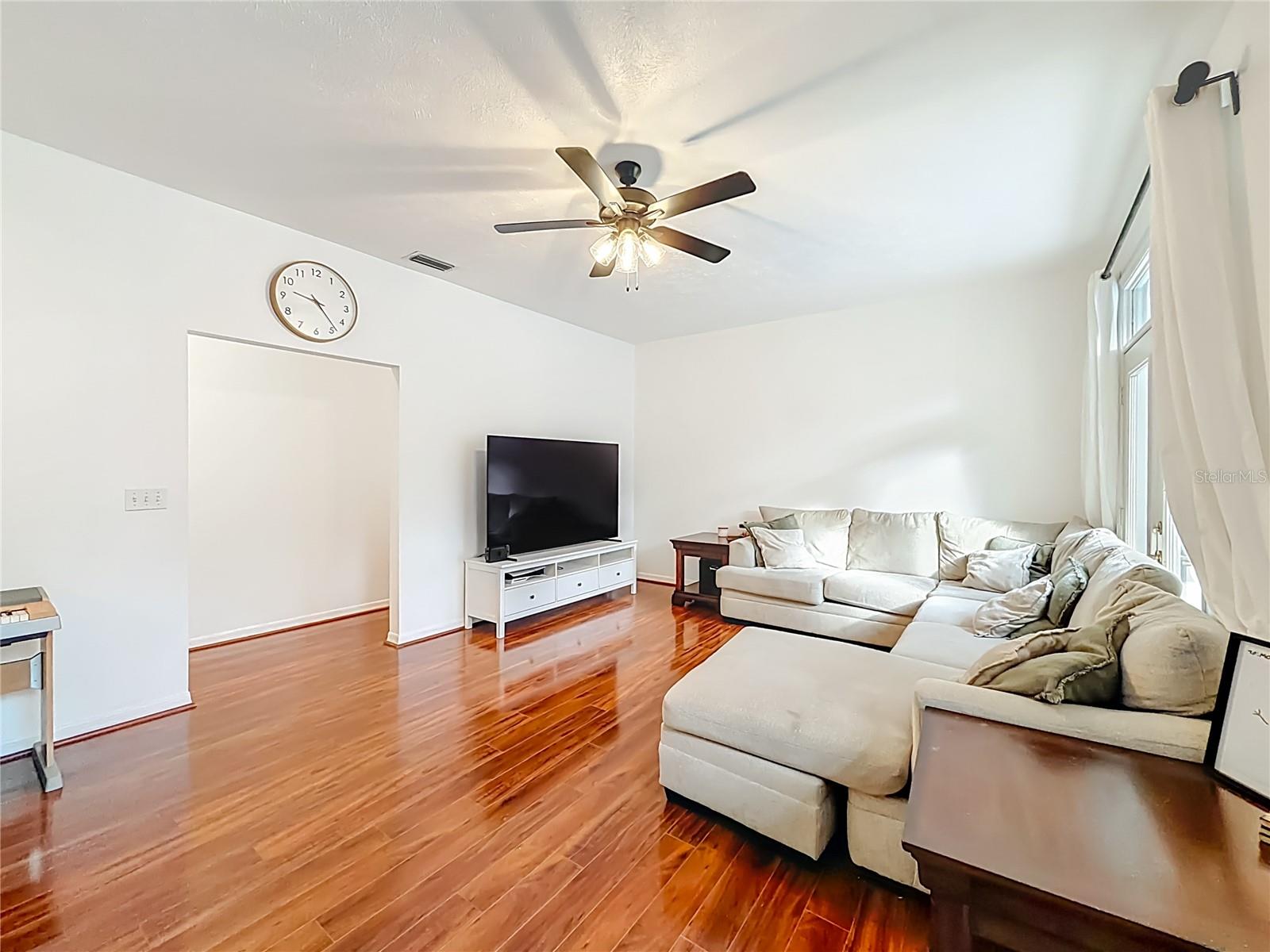 Image 27 of 65 For 2614 25th Court