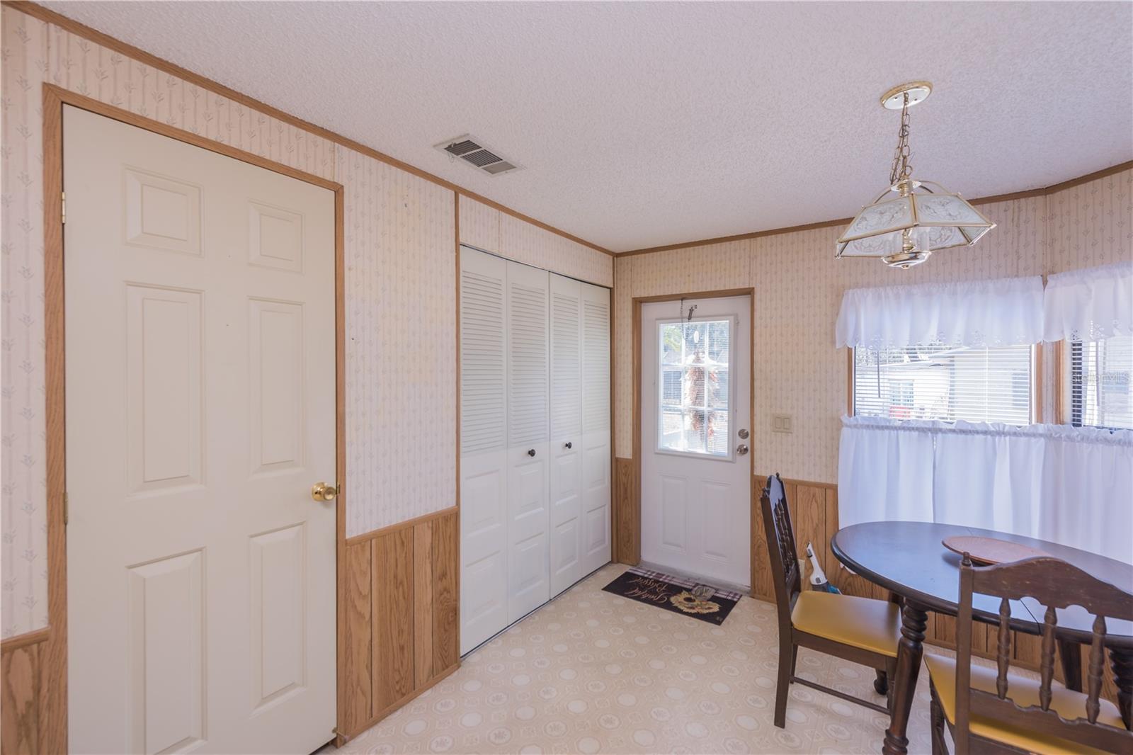 Image 8 of 31 For 1905 Linville Road