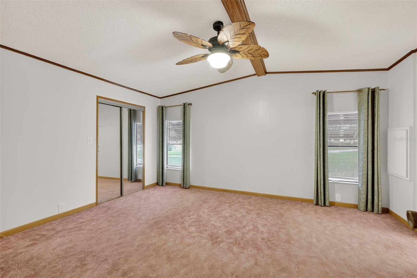 Image 19 of 34 For 25043 Bellevue