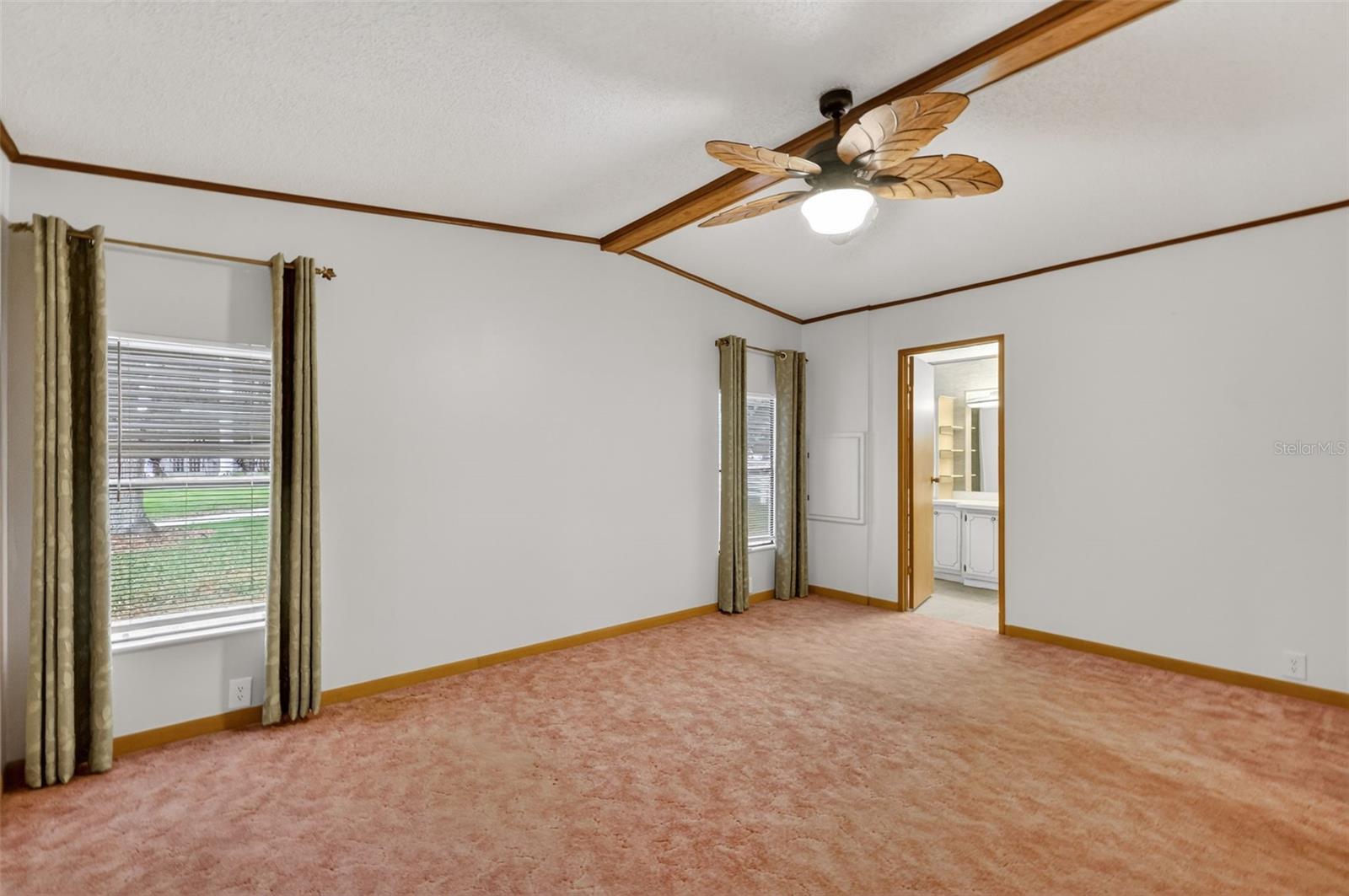 Image 20 of 34 For 25043 Bellevue