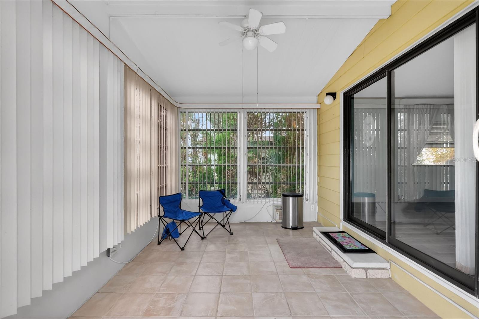 Image 4 of 34 For 25043 Bellevue