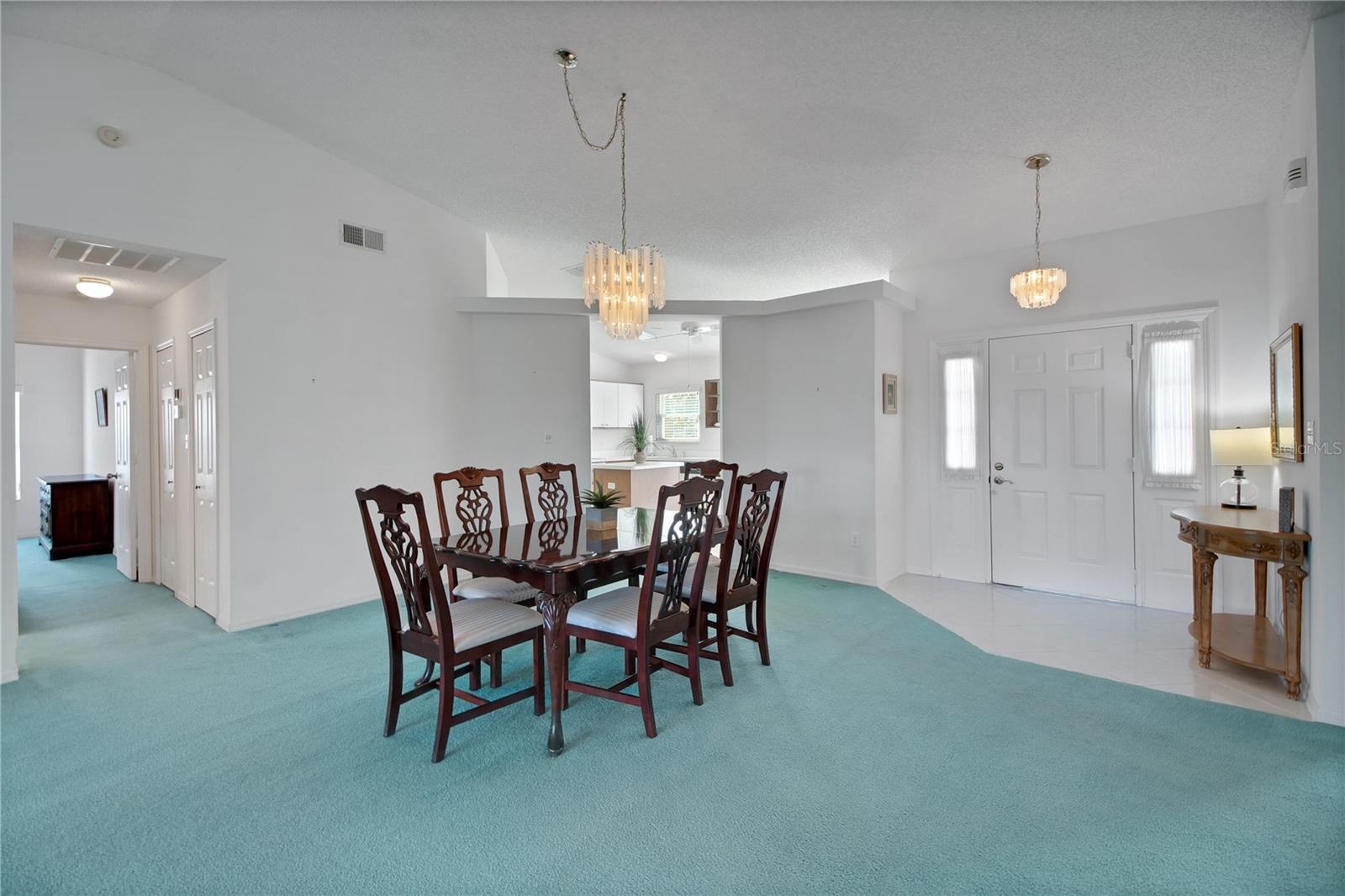 Image 18 of 41 For 5089 El Destino Drive