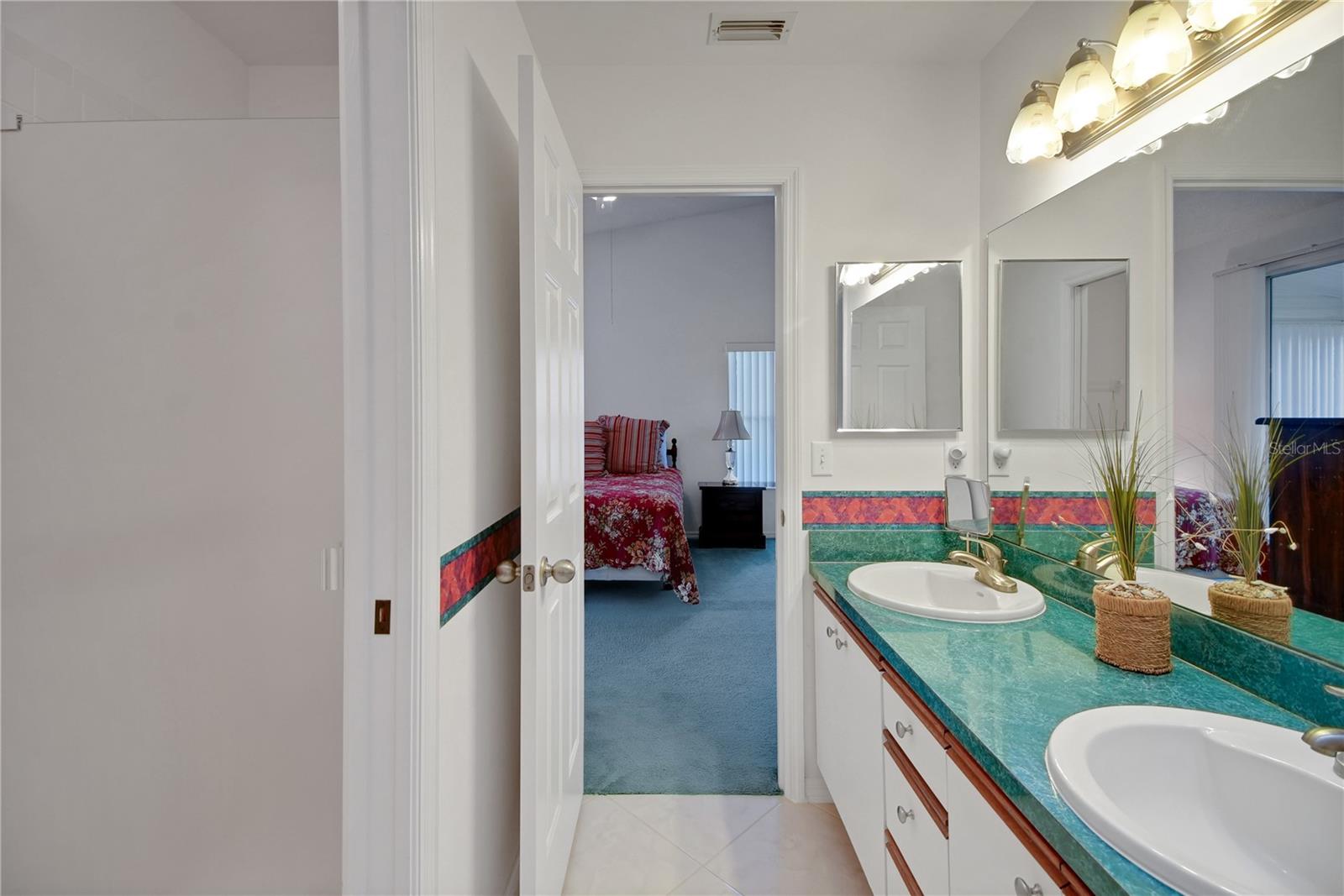 Image 36 of 41 For 5089 El Destino Drive