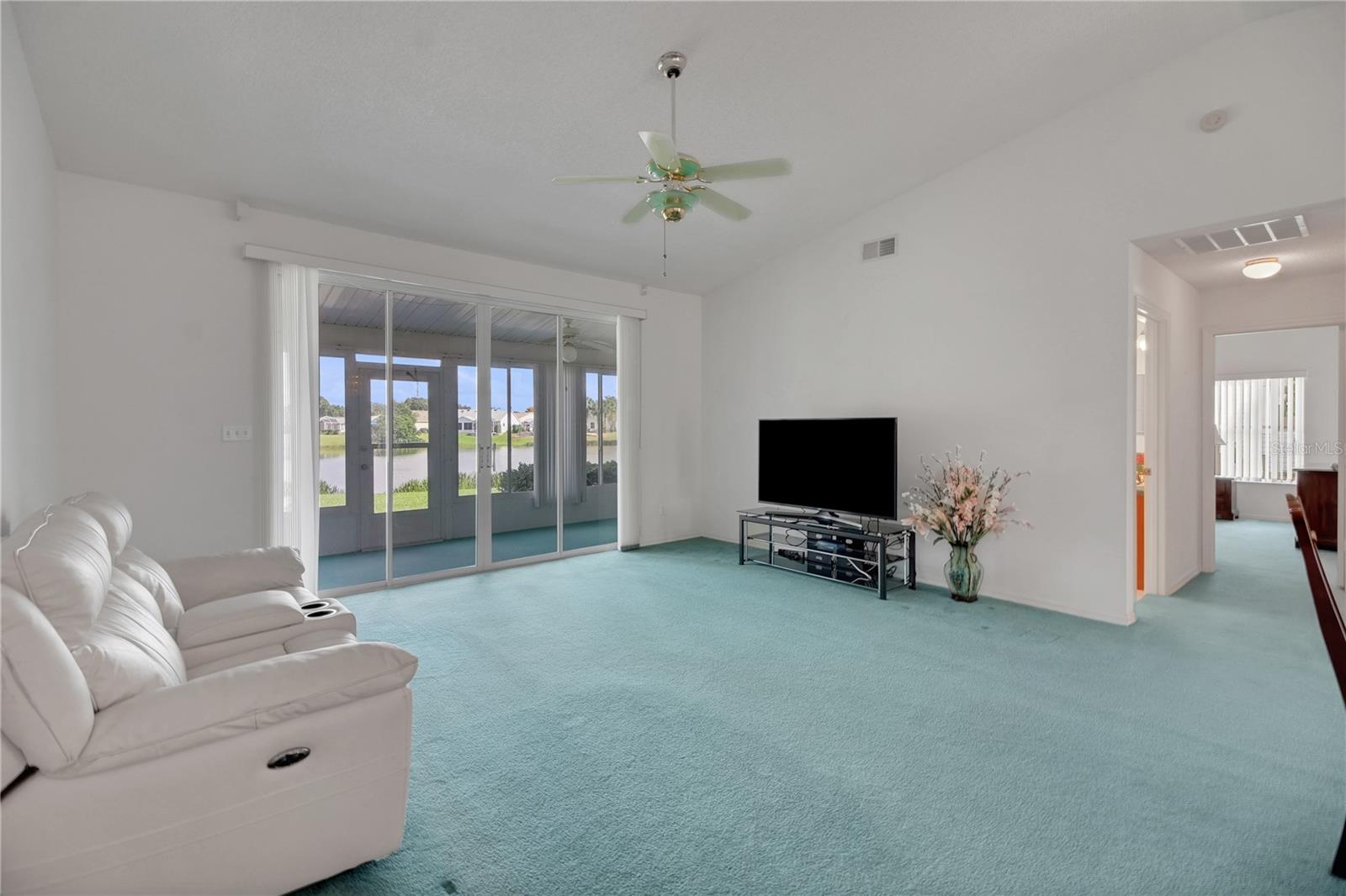 Image 8 of 41 For 5089 El Destino Drive