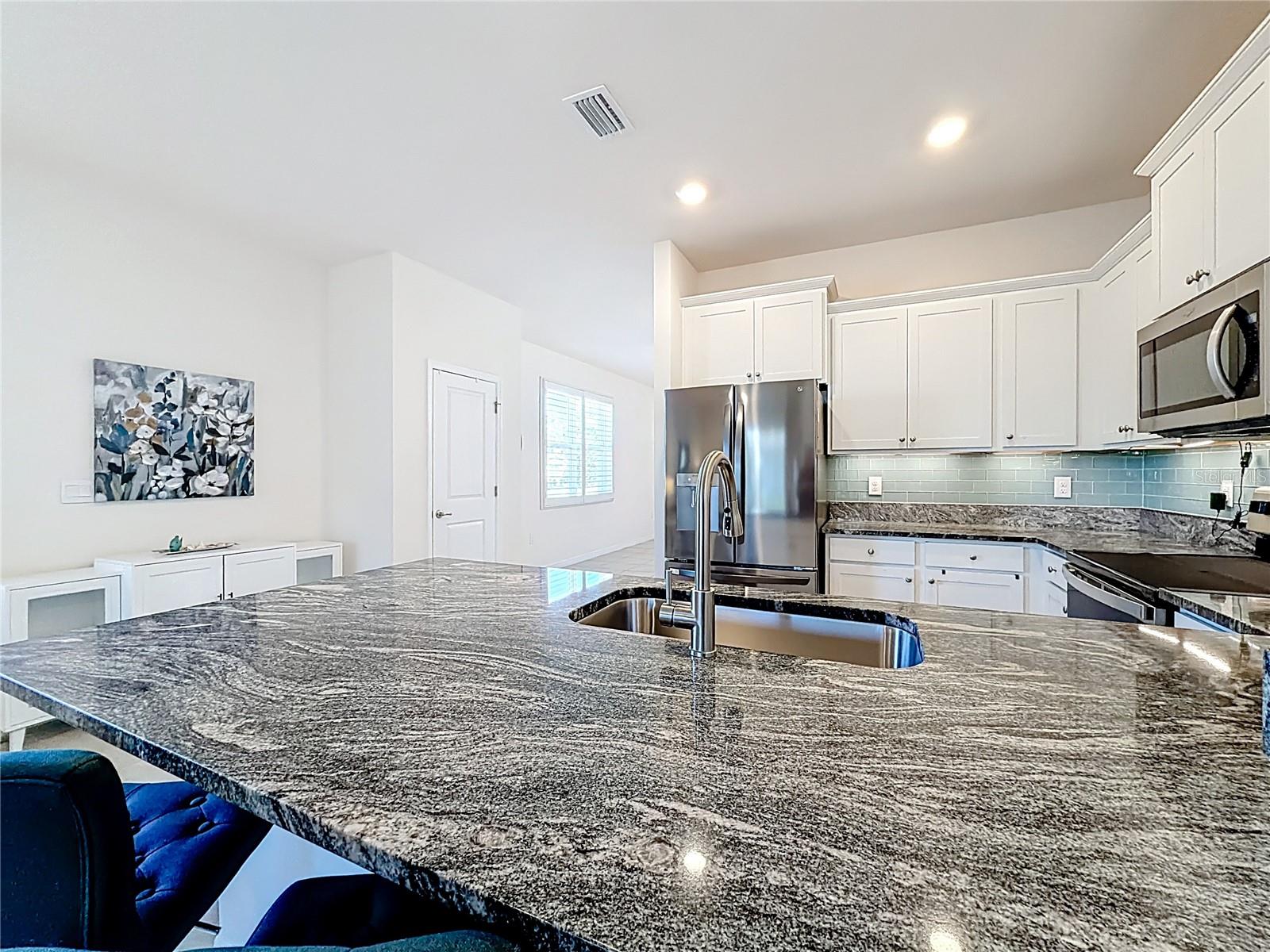 Image 14 of 53 For 7872 June Lane