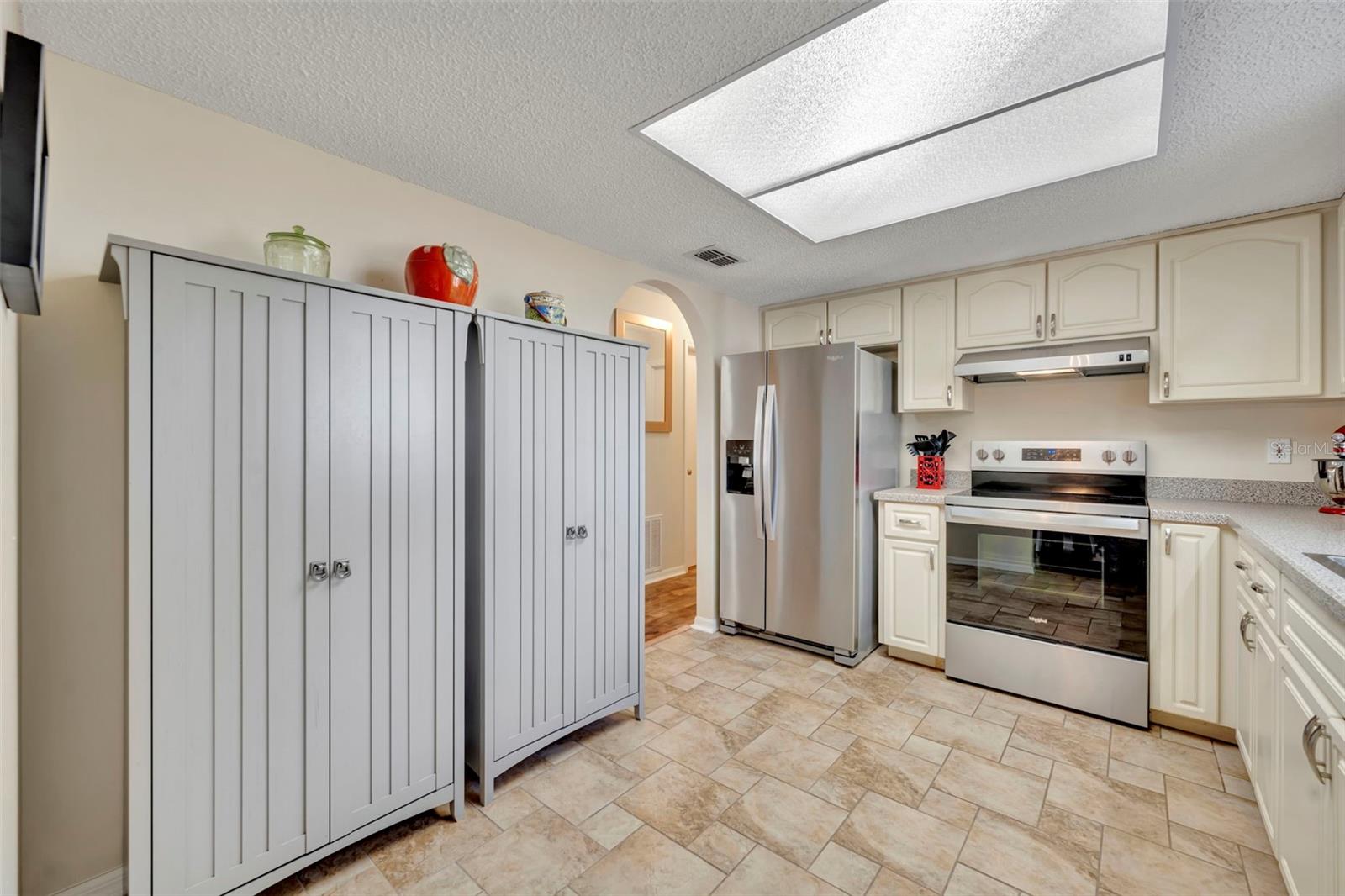 Image 11 of 53 For 10835 176th Street