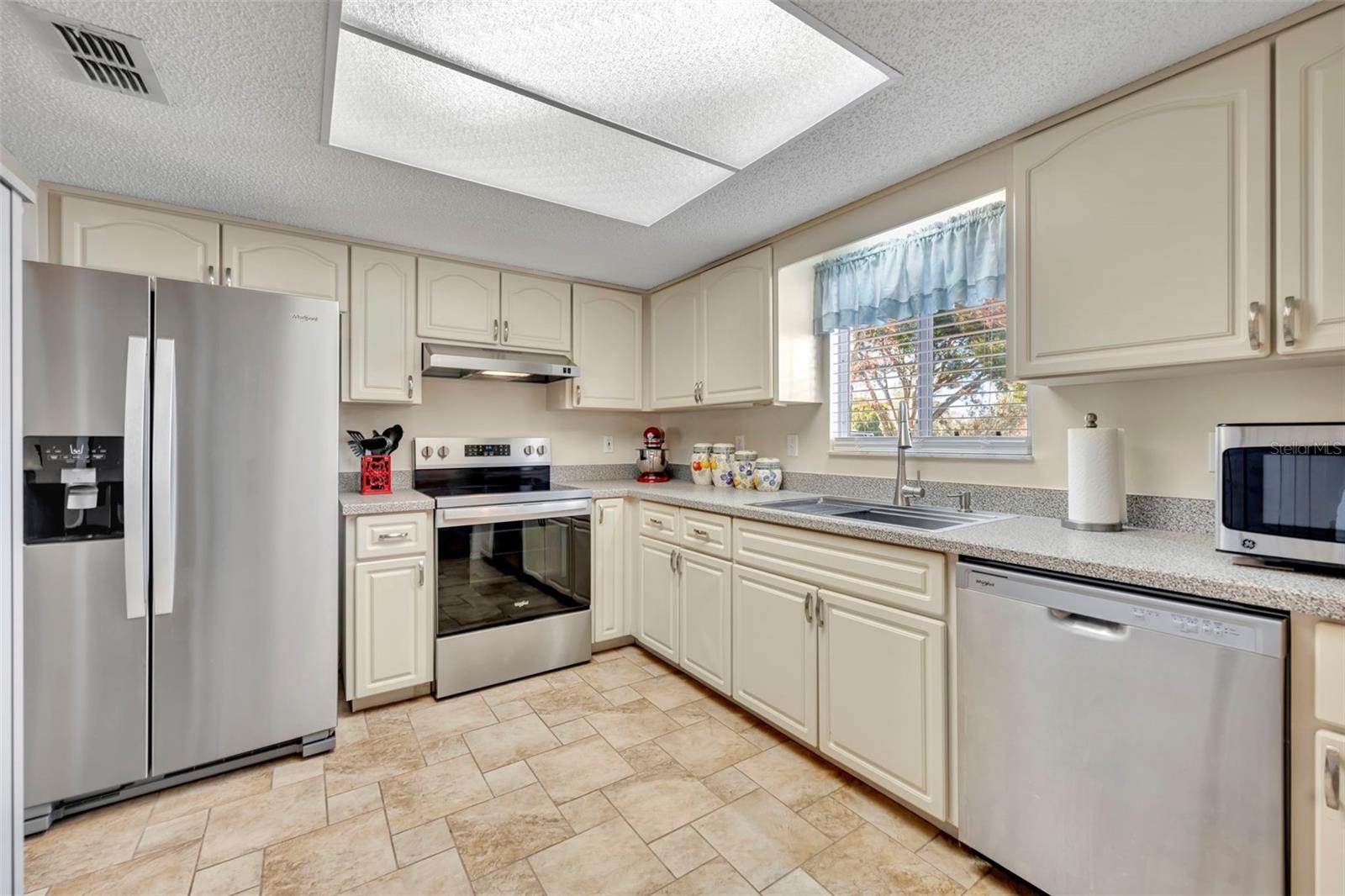 Image 12 of 53 For 10835 176th Street