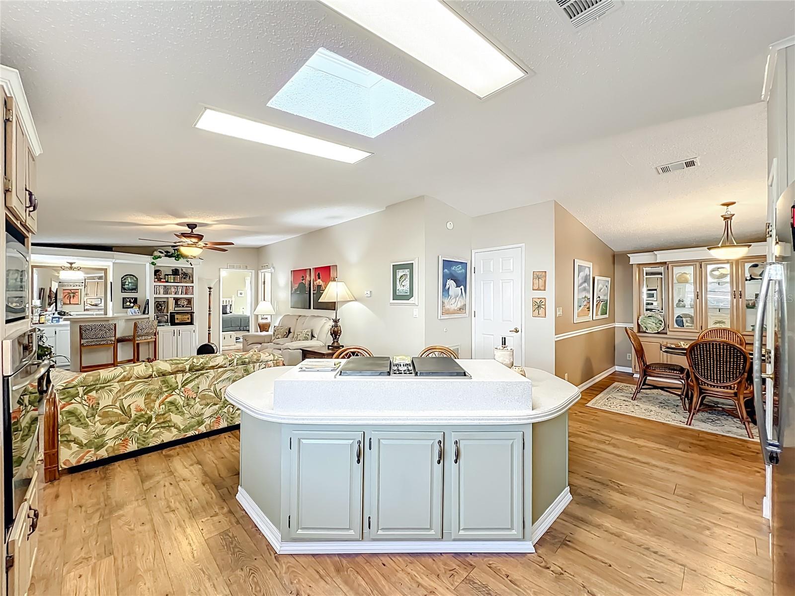 Image 21 of 52 For 5034 El Destino Drive