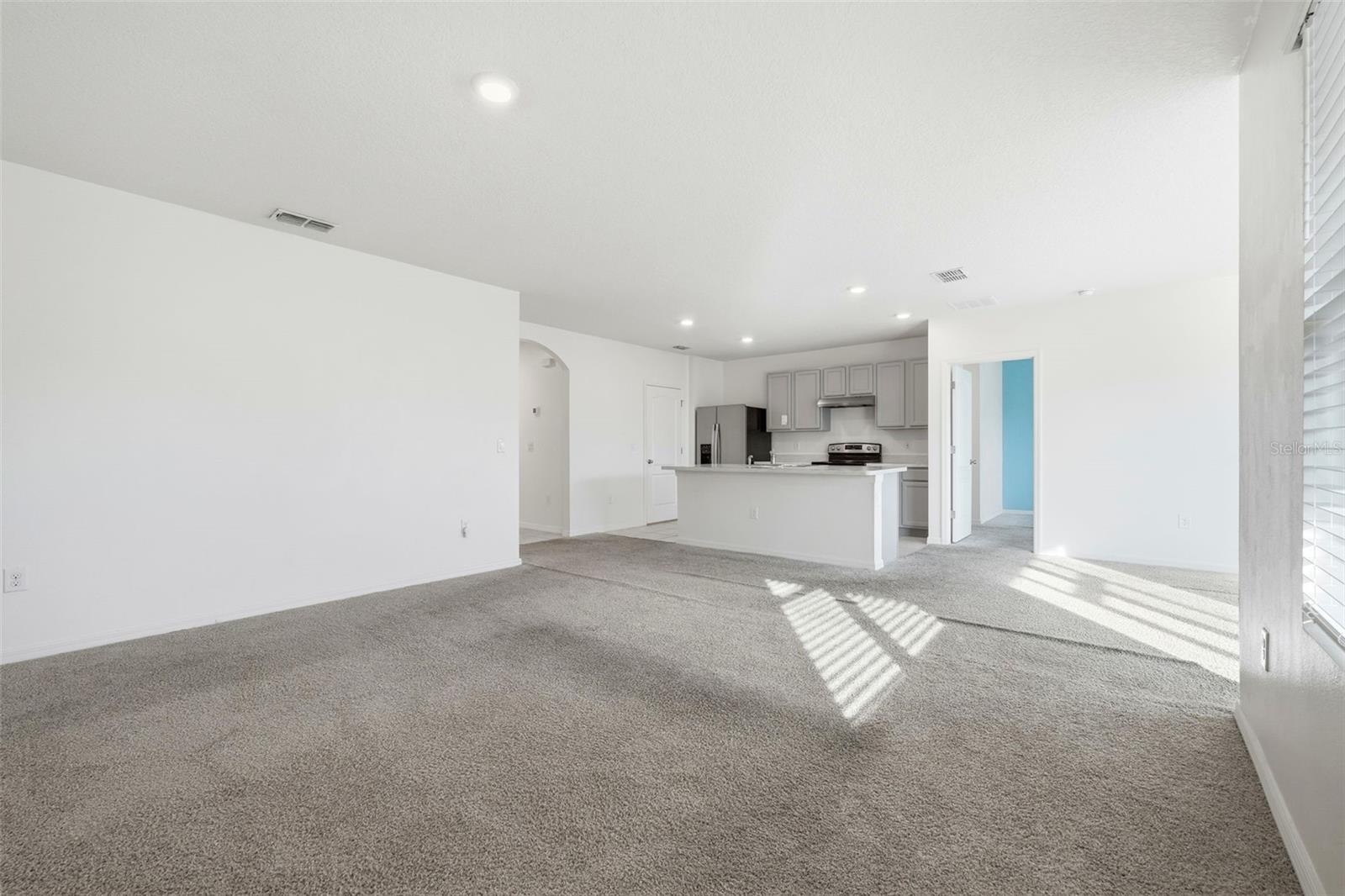 Image 13 of 41 For 2633 Grand Central Avenue