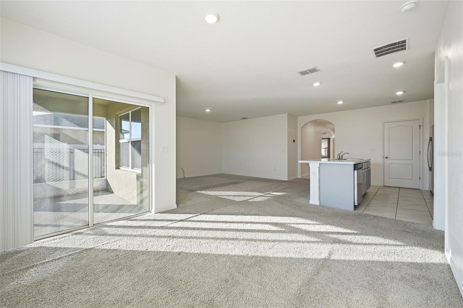 Image 16 of 41 For 2633 Grand Central Avenue