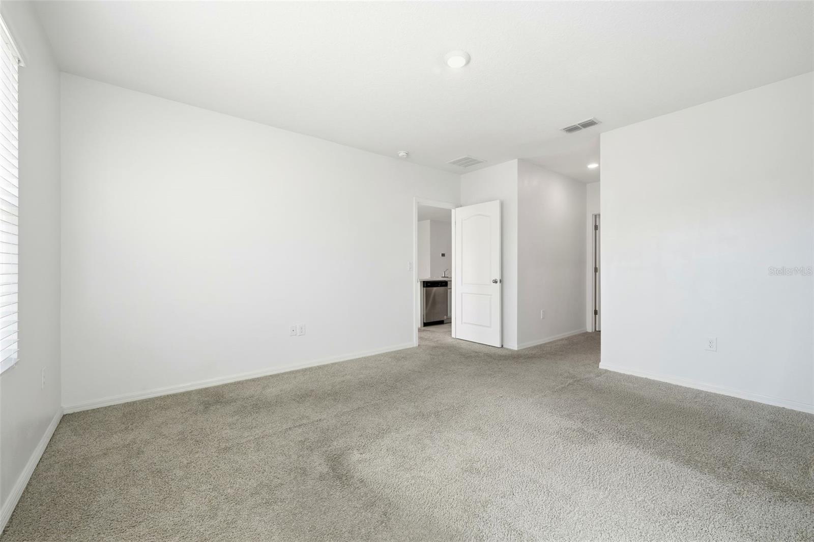 Image 24 of 41 For 2633 Grand Central Avenue