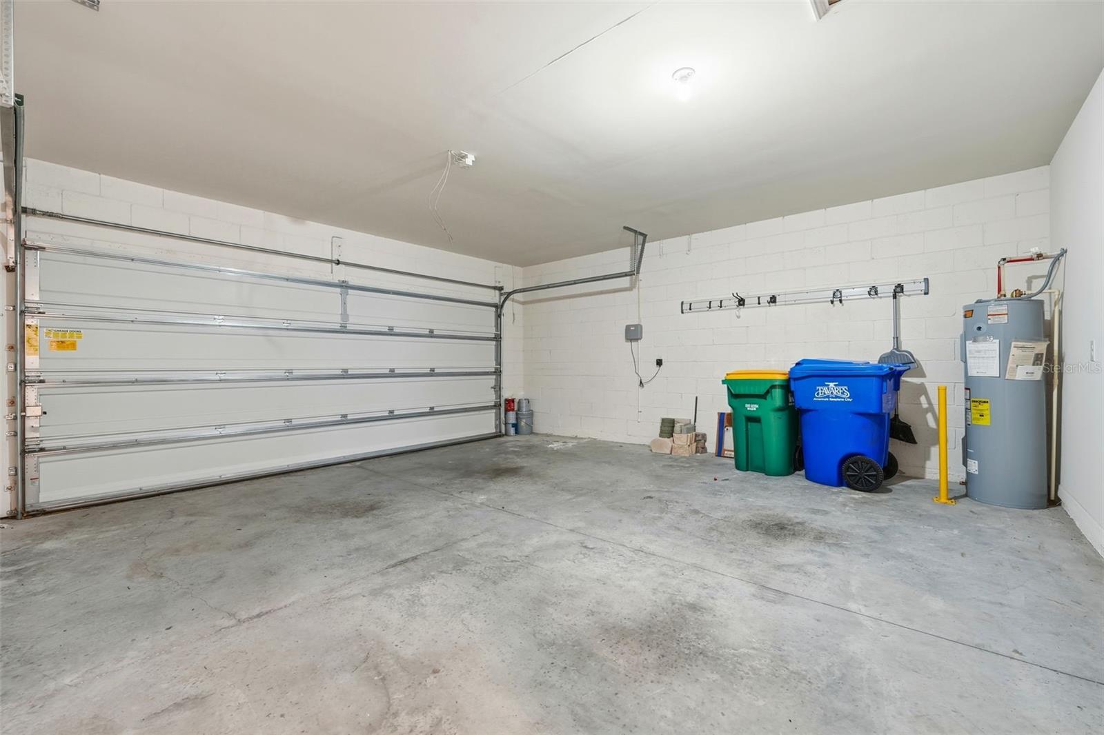 Image 32 of 41 For 2633 Grand Central Avenue