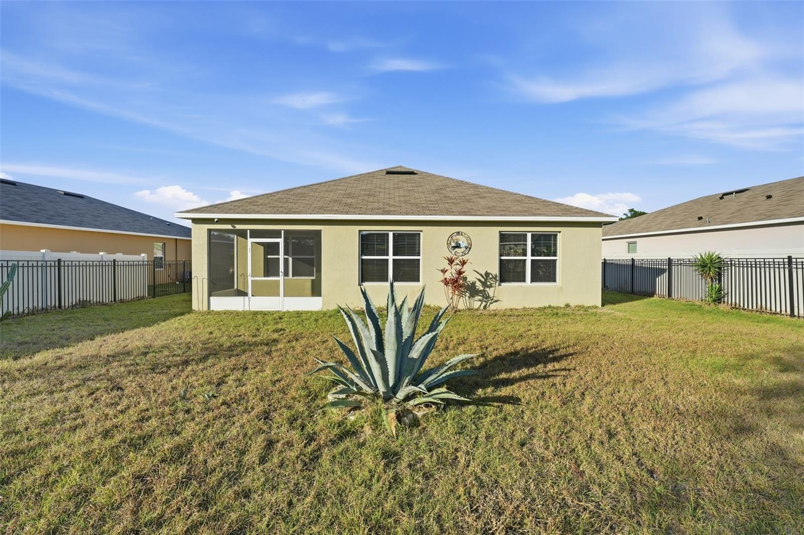 Image 39 of 41 For 2633 Grand Central Avenue