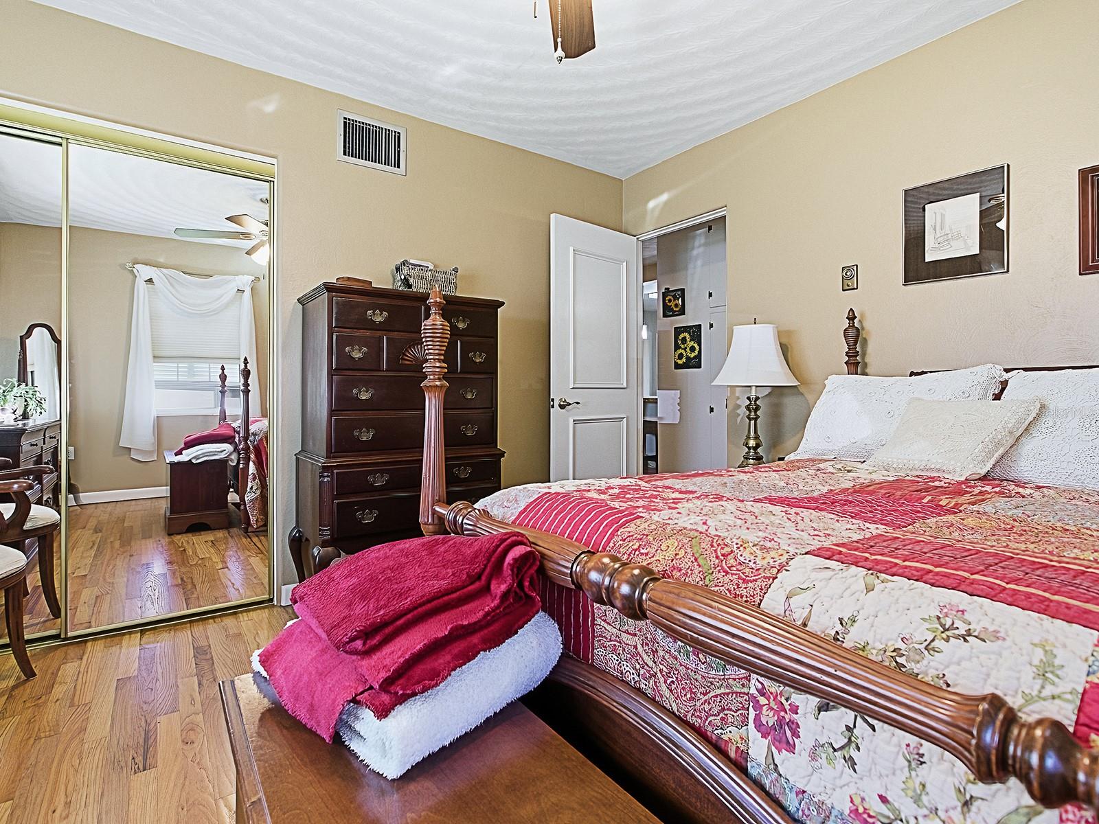 Image 13 of 58 For 37337 Turner Drive