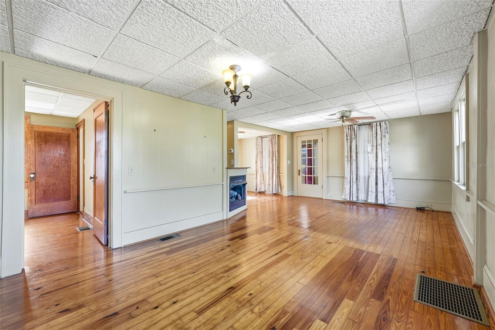 Image 11 of 68 For 30930 County Road 437