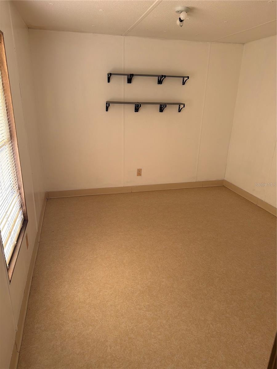 Image 8 of 11 For 21285 Campbell Drive