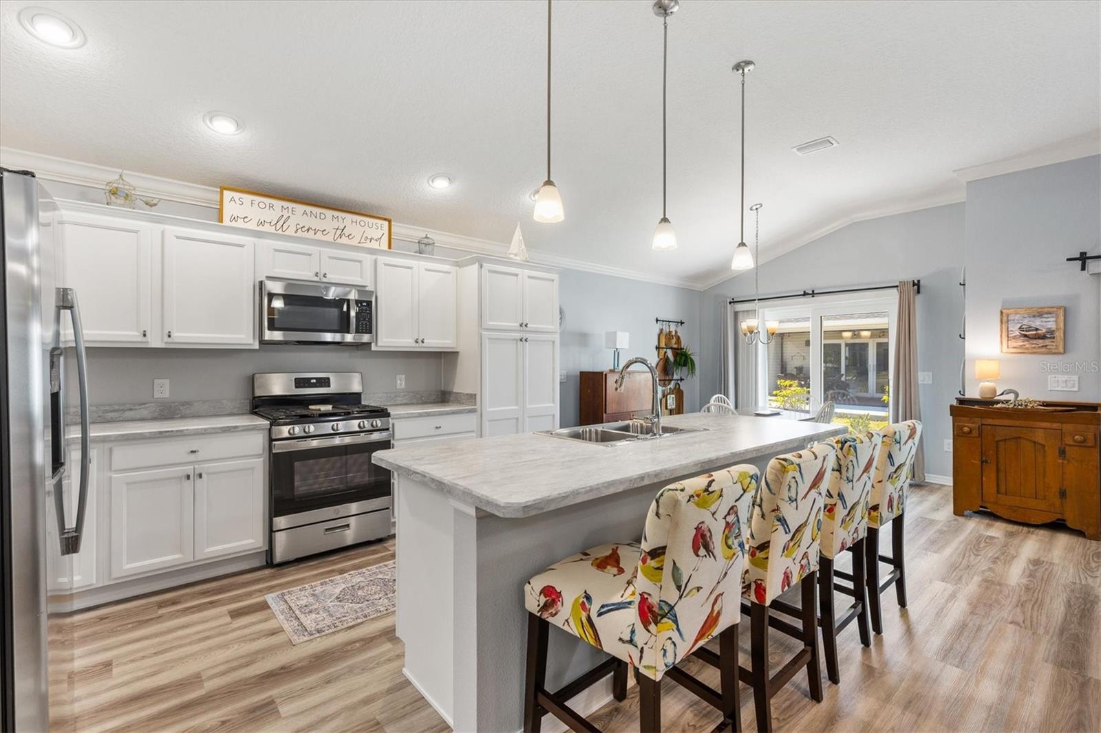 Image 13 of 40 For 7404 Marvelwood Loop