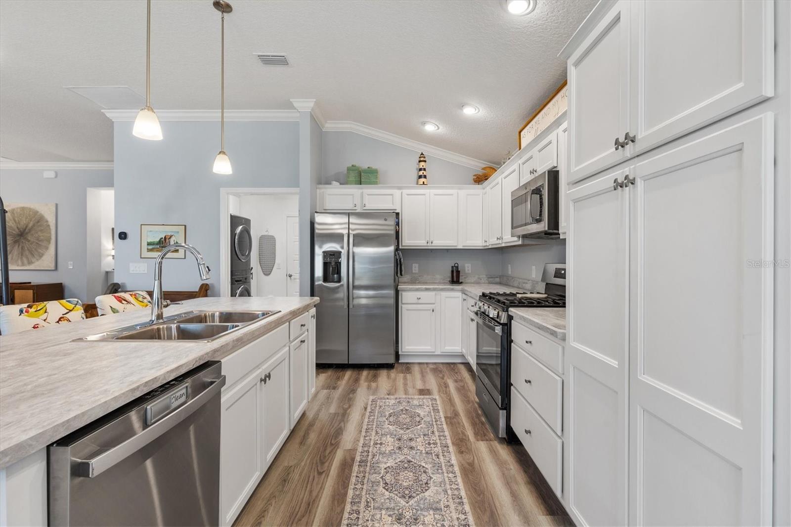 Image 15 of 40 For 7404 Marvelwood Loop