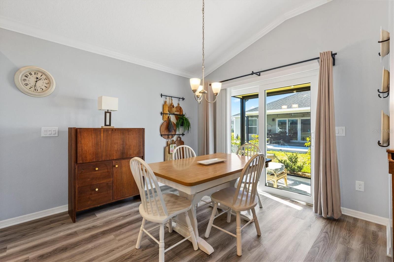 Image 16 of 40 For 7404 Marvelwood Loop