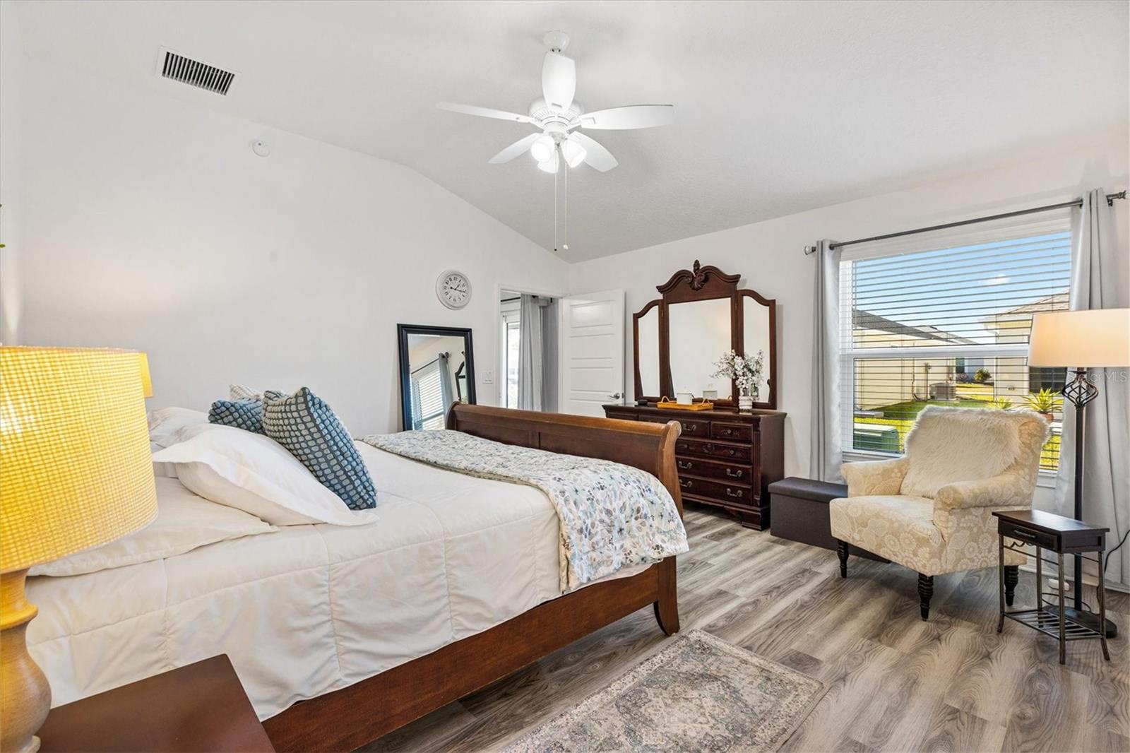 Image 19 of 40 For 7404 Marvelwood Loop