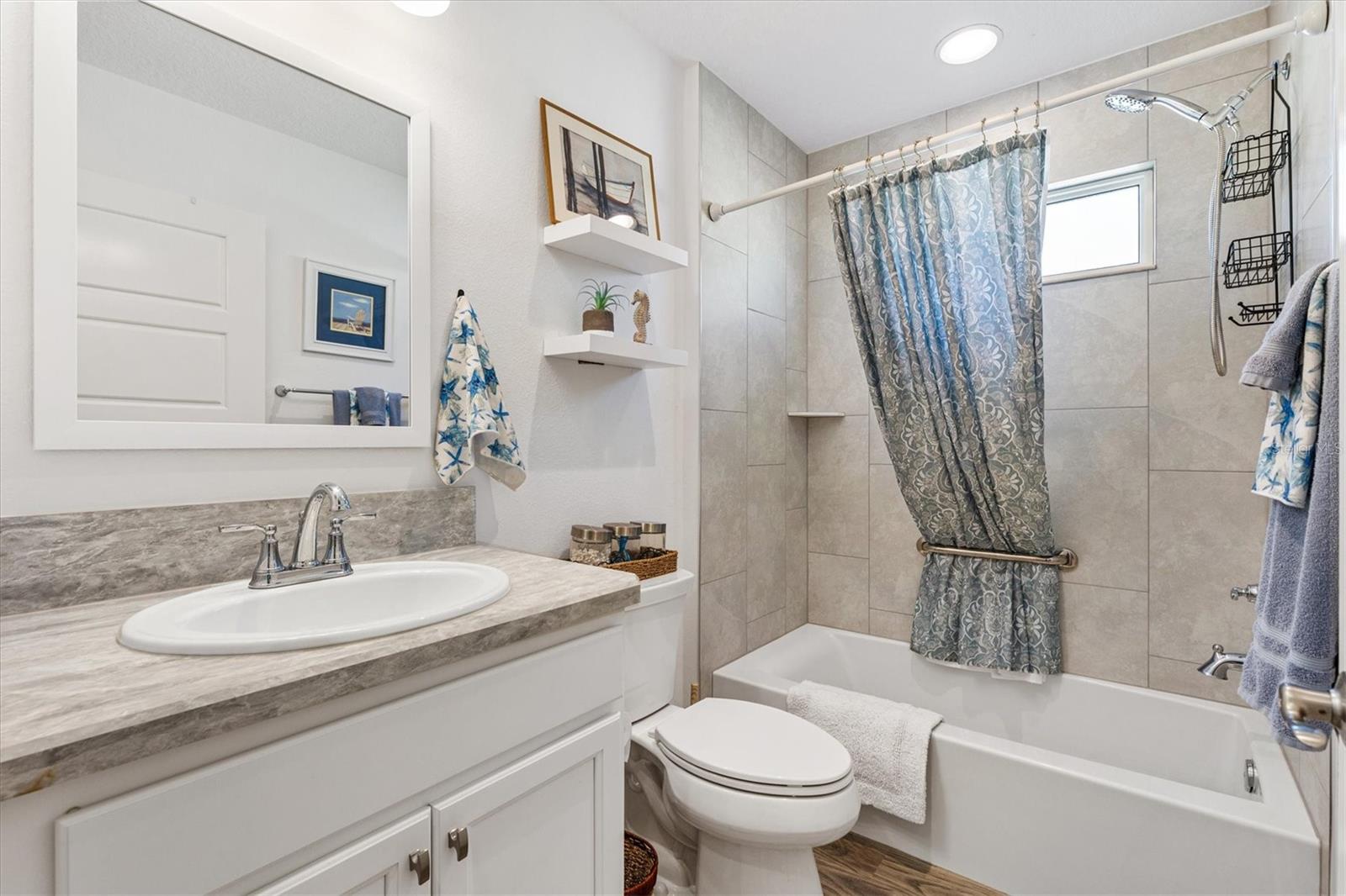 Image 27 of 40 For 7404 Marvelwood Loop