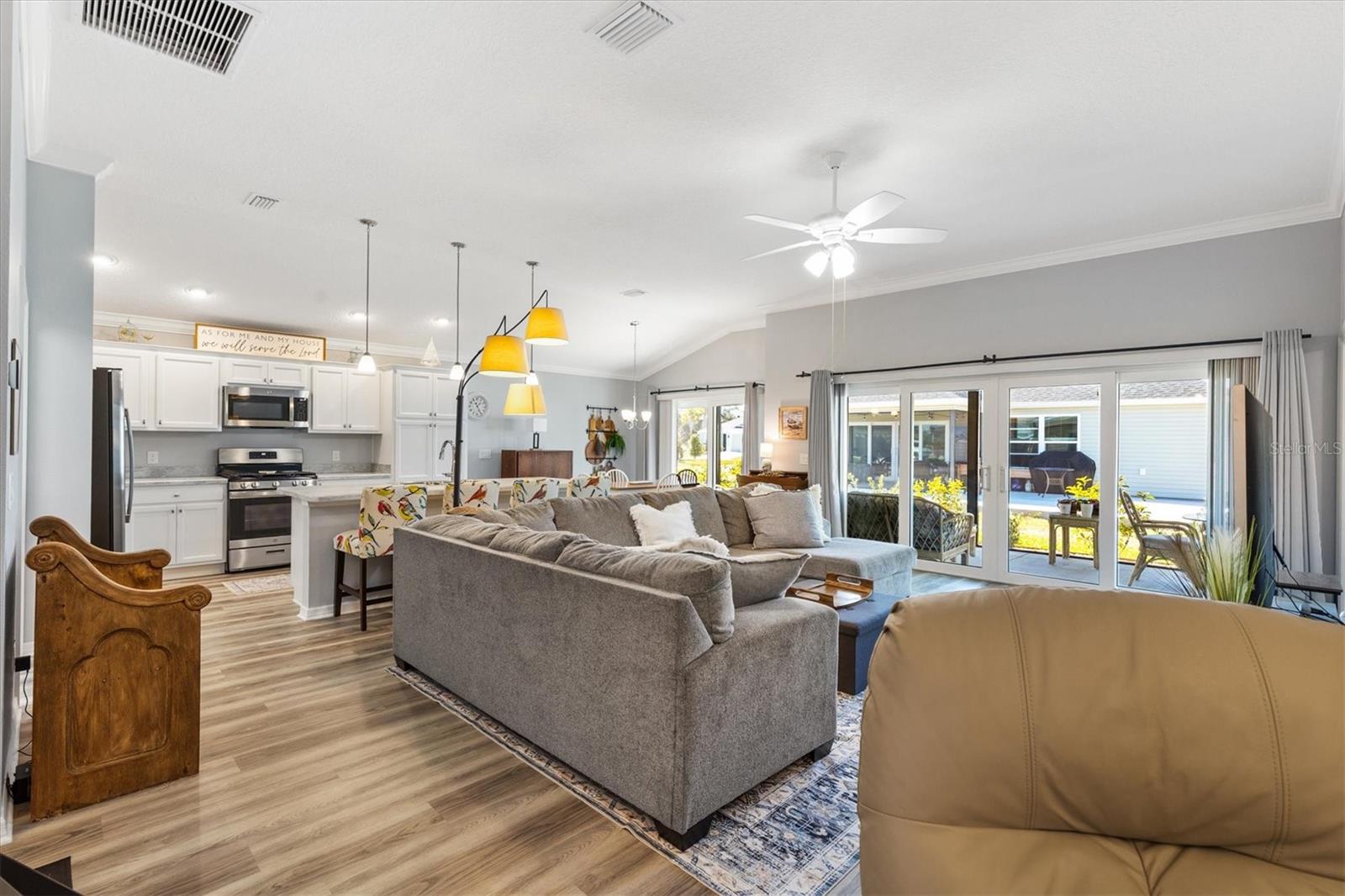 Image 9 of 40 For 7404 Marvelwood Loop