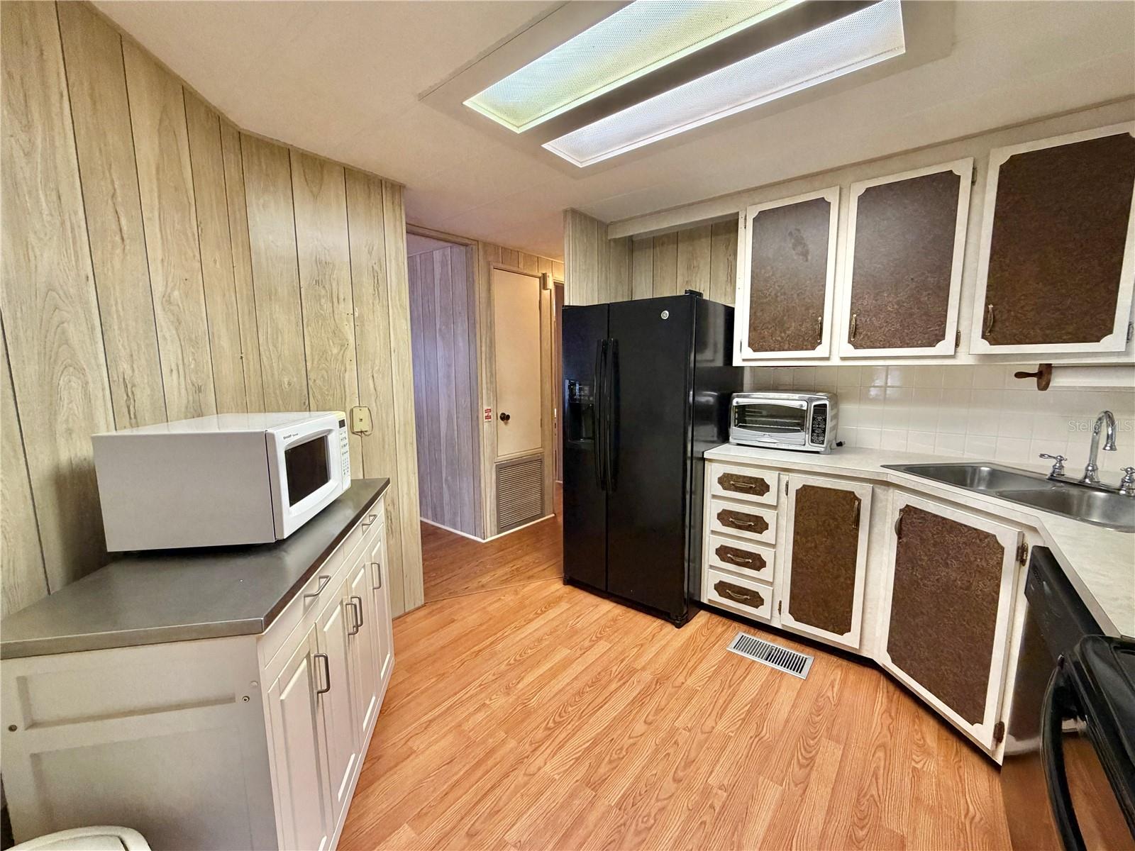 Image 24 of 62 For 211 Aspen Circle