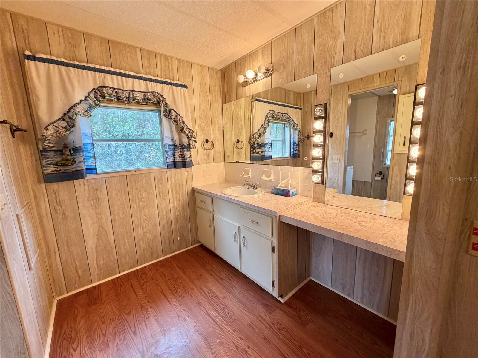 Image 33 of 62 For 211 Aspen Circle