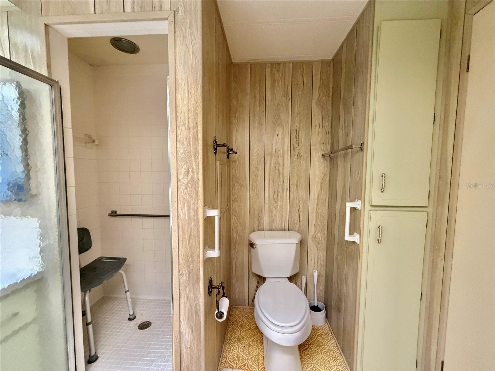 Image 42 of 62 For 211 Aspen Circle