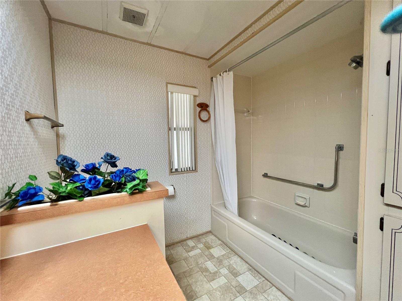 Image 25 of 55 For 180 Hibiscus Way