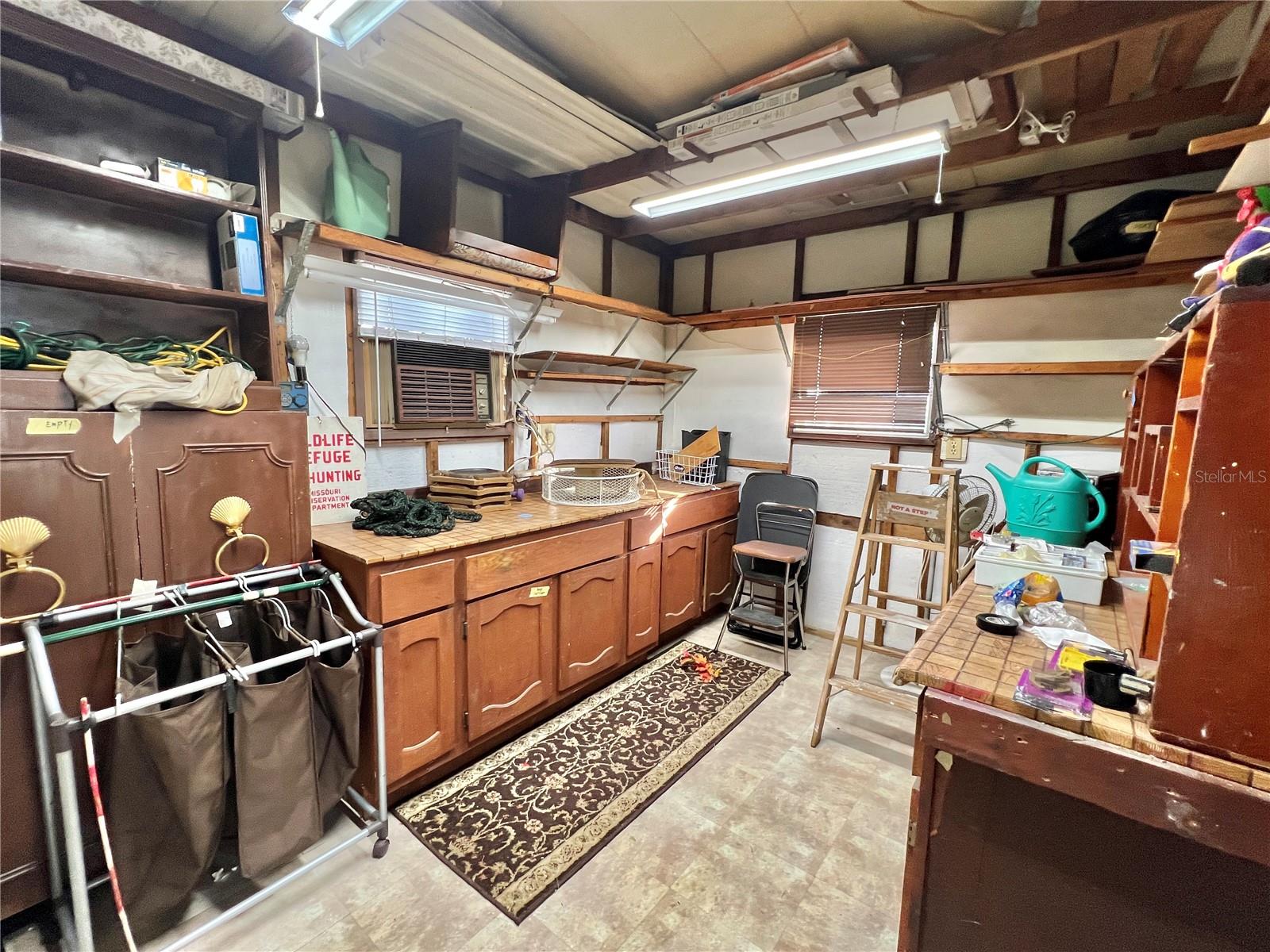 Image 44 of 55 For 180 Hibiscus Way