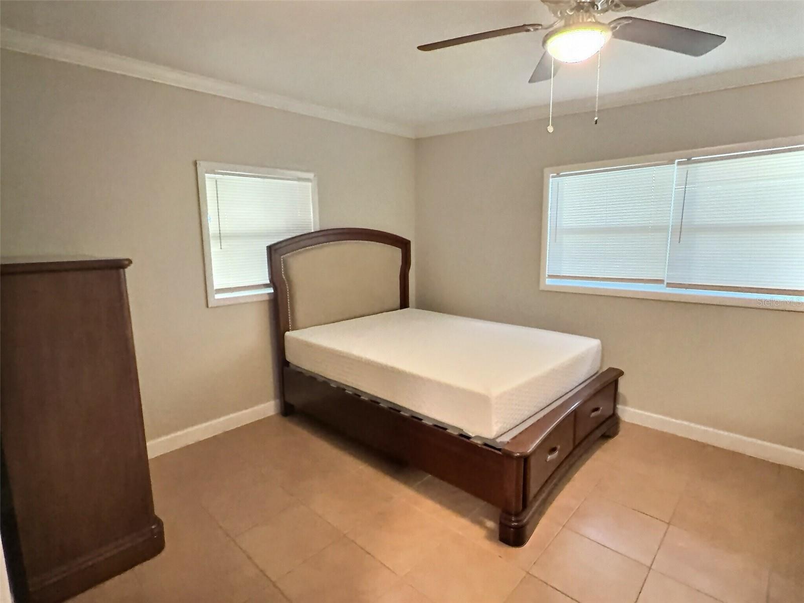 Image 12 of 18 For 102 Quintard Avenue