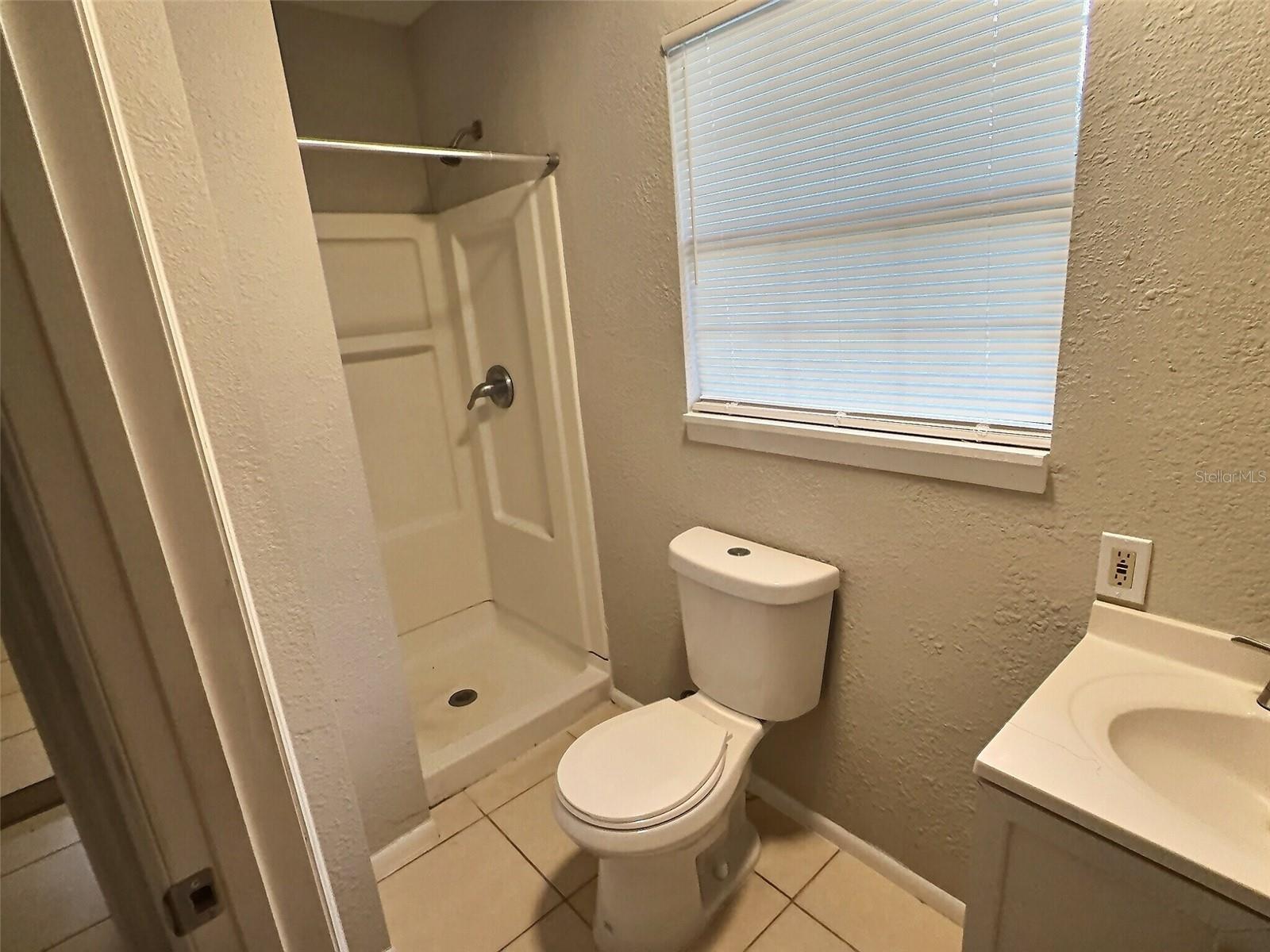 Image 14 of 18 For 102 Quintard Avenue